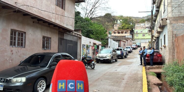 Hombre mató a su pareja, se entregó a la Policía y les hizo un croquis de cómo llegar a la escena del crimen