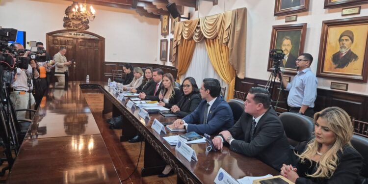 Comisión Especial recibirá mañana pruebas y testigos de Juicio Político contra Marlon Ochoa y Mario Morazán