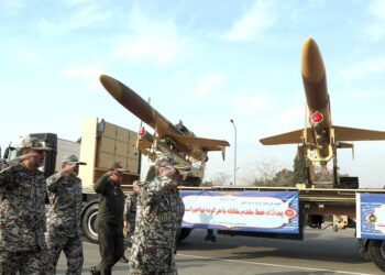 El régimen de Teherán amenazó con “responder” si Estados Unidos mantiene el bloqueo de los puertos iraníes