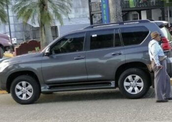“Devolvéme la prado Bukele carecaballo”: Apóstol Chago dice que perdió su carro en El Salvador