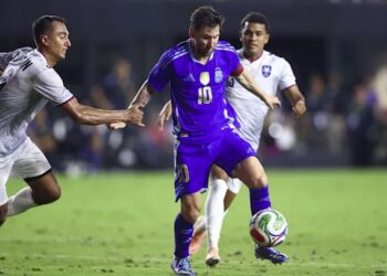 Leo Messi y la AFA fueron demandados por incumplimientos de contrato en un amistoso