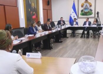 Hora de las preguntas… Comisión del Congreso Nacional entrevista a los postulantes a los cargos de consejeros del CNE