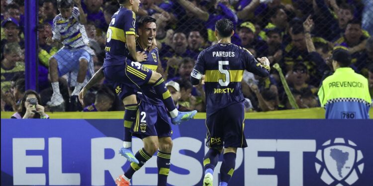 Boca goleó 3-0 a Barcelona de Ecuador por la Copa Libertadores en la previa del Superclásico