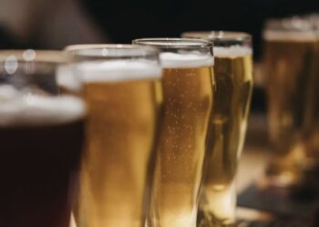 Aprobado el impuesto de 4.98% a las cervezas, refrescos y los cigarrillos