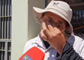 Conductor rompe a llorar cuando vio que chocó contra dos camionetas en Danlí: “Gracias Dios… Solo tú sabes por qué pasan las cosas”