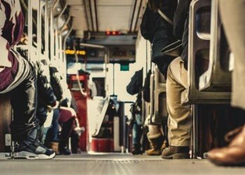 Madre denuncia acoso sexual dentro de bus interurbano: “Me intentó besar a la fuerza”