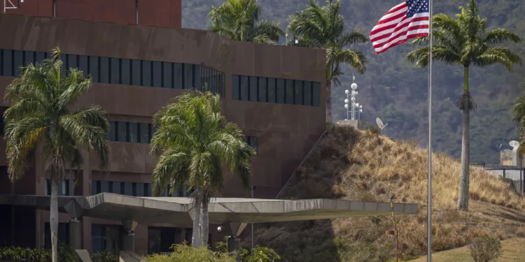 EE.UU. designa a John Barrett como encargado de negocios en Venezuela en reemplazo de Dogu