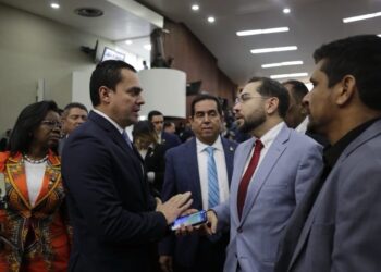 Tomás Zambrano argumenta que el verdadero presidente del pasado Congreso Nacional fue Jorge Cálix y no Luis Redondo
