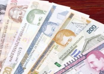A partir del 1 de mayo entraría en vigor el ajuste al salario mínimo ¿Será retroactivo?