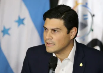 “Soy testigo del fraude del 2025” | Tras aprobarse su juicio político, Marlon Ochoa anuncia que no atenderá cita de audiencia del Congreso Nacional