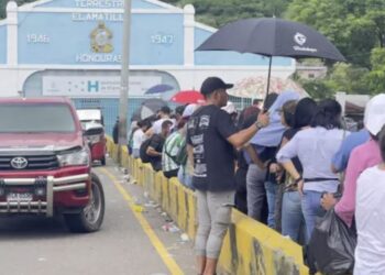 Más de 40 mil turistas extranjeros visitan Honduras en Semana Santa, según autoridades