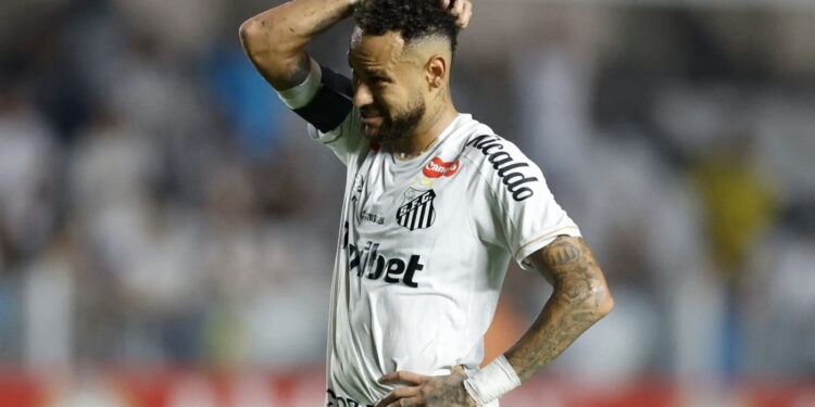 Neymar estalla tras nueva oleada de críticas en su contra