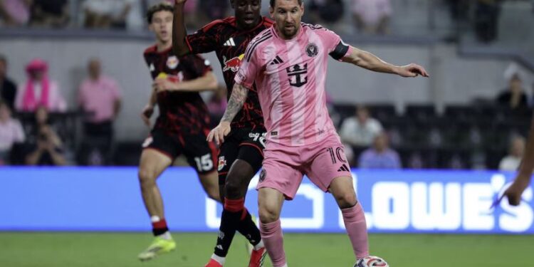 El Inter de Miami de Messi empató 2-2 con New York Red Bulls por la MLS y sigue sin poder ganar en su nuevo estadio