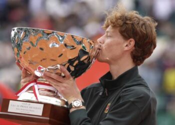Sinner derrota a Alcaraz y es el campeón del Masters de Montecarlo