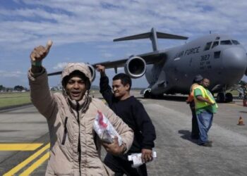 Guatemala y Honduras encabezan los vuelos con deportados desde Estados Unidos