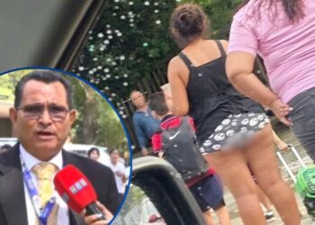 ¡Debate caliente! Piden reglamentar la vestimenta de mamás que llegan demasiado “sexy” a las escuelas