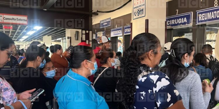 ¡El pueblo es el que paga! Paralizadas atenciones en el Hosp. San Felipe por asambleas informativas