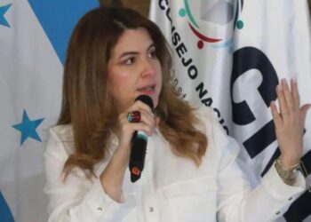 ¡No fue citada! Cossette López responde ante señalamientos por no comparecer ante comisión de juicio político