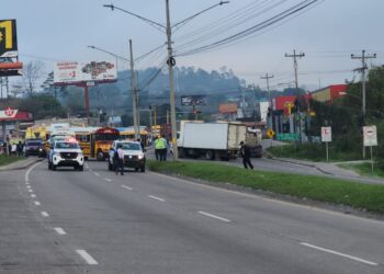 ¡No hay paso! Bloqueado tramo entre Siguatepeque y La Esperanza, Intibucá ante protesta de transporte