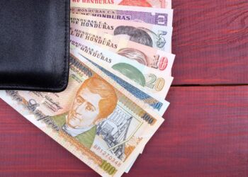 ¡Ver para creer! Hoy podría definirse el reajuste al salario mínimo