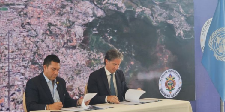 AMDC lanza “La capital conecta”, el proyecto estratégico que pretende modernizar gestión municipal y recuperar espacios públicos