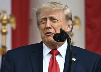 Trump, con casi 80 años, se somete a un examen médico y busca disipar dudas sobre su salud