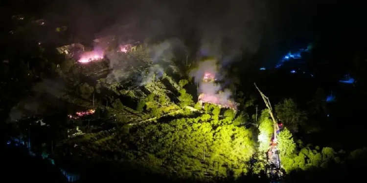 Al menos 21 muertos por una explosión en una fábrica de fuegos artificiales en China