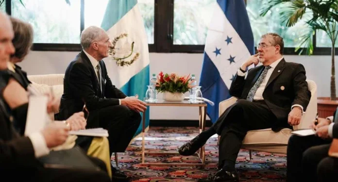 Presidente Asfura y su homólogo de Guatemala fortalecen la cooperación bilateral entre ambas naciones