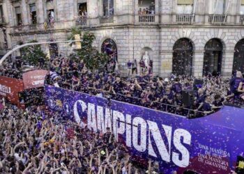 ¡Celebración multitudinaria! 750.000 personas tiñen Barcelona de blaugrana