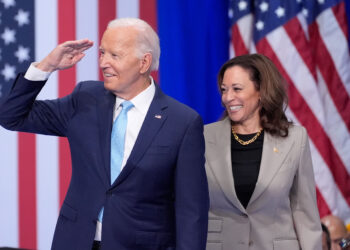 Informe demรณcrata atribuye derrota de 2024 a falta de respaldo de Biden a Harris