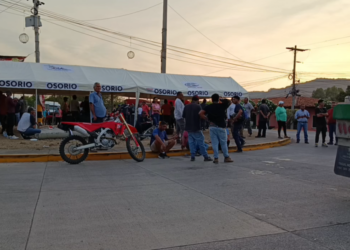 ¡No solo en la capital! En Choluteca protestan transportistas por tarifas mínimas de kilómetros recorridos y negociación solo con tres cementeras