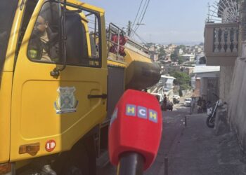 Cuerpo de bomberos sofoca incendio en la colonia Obrera de Comayagüela