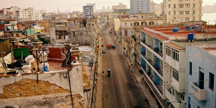 Cuba sufrirá apagón masivo que afectará a más de la mitad del país