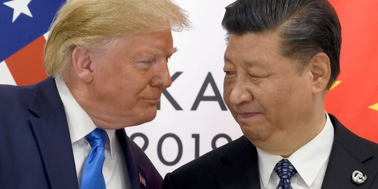 Trump afirma que EE.UU. espía y roba a China, igual que China a Estados Unidos