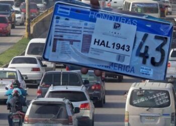 ¿Su vehículo está en la lista? Un millón de automóviles circulan sin identificación en Honduras
