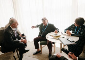 Presidente Asfura se reúne con el fundador de la compañía Centric Brands en el marco de la Milken Institute Global Conference 2026