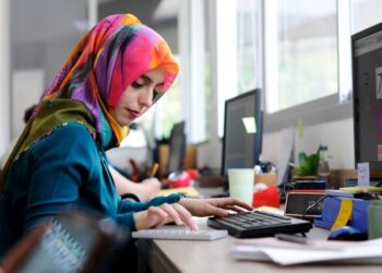 Irán restablece parcialmente el acceso a internet tras 88 días de restricciones