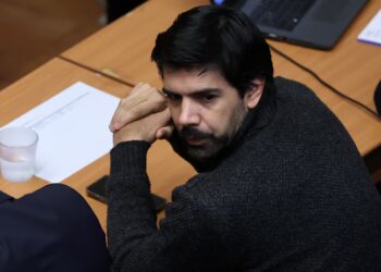 La Justicia de Chile decreta la prisión preventiva contra el exdiputado Joaquín Lavín por corrupción