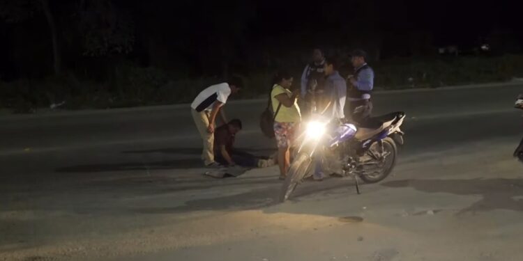 Motociclista borracho sobrevive tras aparatosa caída | Móvil Emergencia SPS