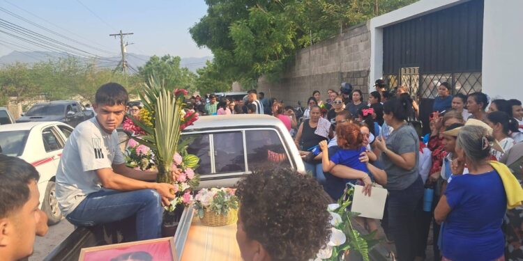 Linaca de luto: Velan a la pequeñita Vivian Rodas tras fatal accidente familiar