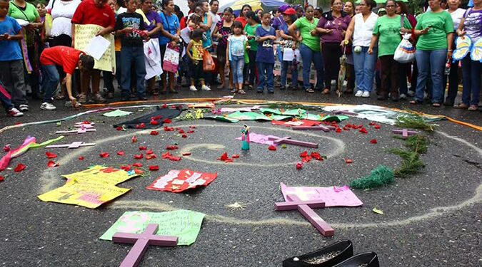 ¡Alarmante! Más de 100 muertes violentas de mujeres se registran en lo que va del 2026
