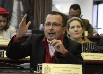 Sergio Castellanos: “Manden los audios al FBI y les advierto que utilizar el nombre de una agencia federal para mentir es un delito”