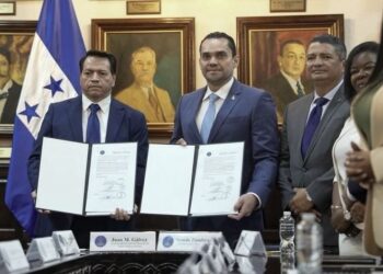Congreso Nacional y ENAG firman convenio para garantizar acceso gratuito a las leyes publicadas
