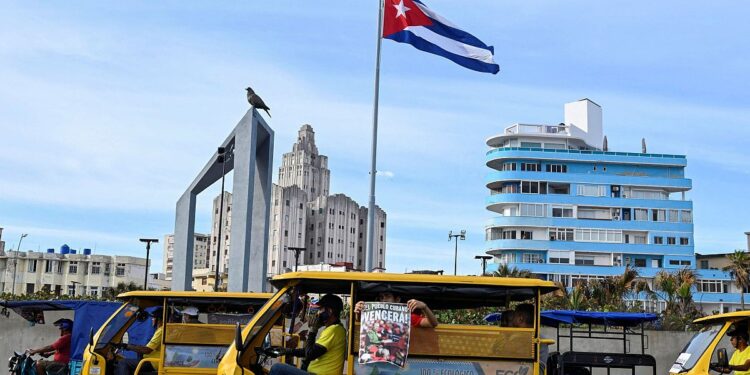 El Gobierno de Cuba publica la lista de 2,010 presos indultados en abril