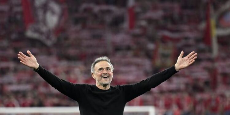 La apuesta que Luis Enrique le pagó al plantel del PSG tras clasificar a la final de la Champions League