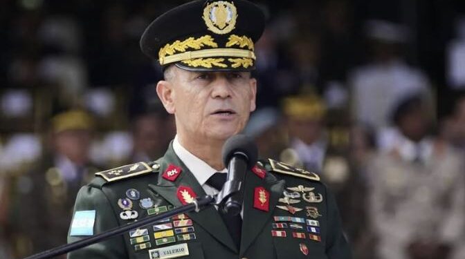 Congreso Aprueba ascensos de 145 miembros de las Fuerzas Armadas entre ellos el general Héctor Valerio