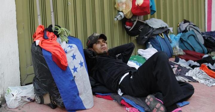 Sin empleo y atrapados por la violencia: miles de jóvenes hondureños ven en la migración su única salida