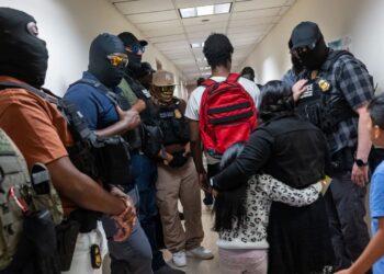 Más de 145,000 niños de EEUU han sido separados de sus padres por ICE, según informe