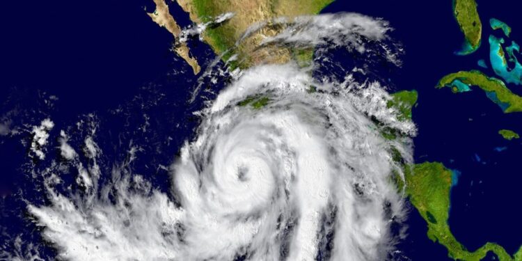 Copeco anuncia el inicio de la temporada ciclónica en el Pacífico y pide estar siempre atento