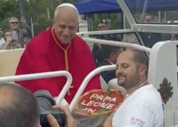La pizza napolitana con la que le rindieron homenaje al Papa Leon XIV